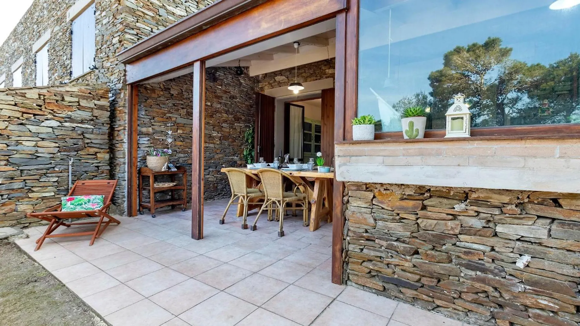 Il Borgo Family House 3Km Da La Pelosa Stintino 0*,